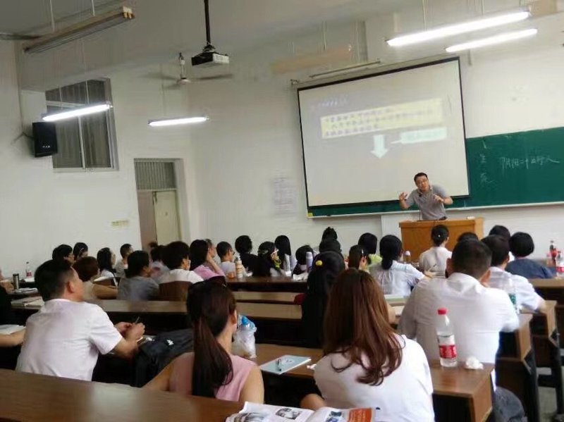 如何便捷地预约厦门湖里阳光医院的医生?这可能是许多患者共同关心的问题。
